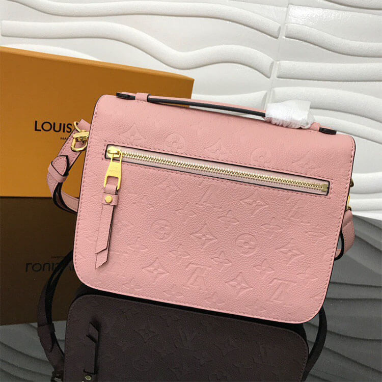 14635-3 LV Pochette Metis Handbag