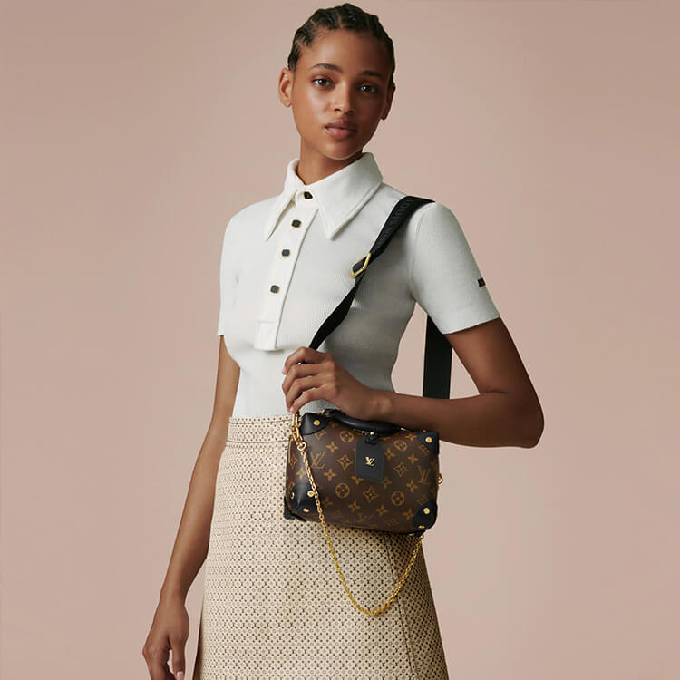 14672-7 LV Petite Malle Souple Handbag