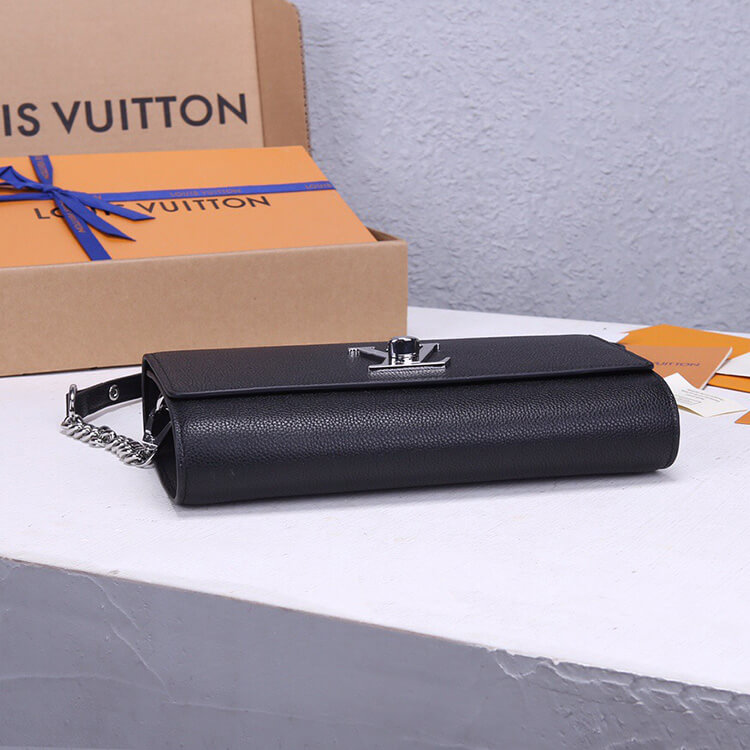 14700-5 LV Lockme Clutch Purse