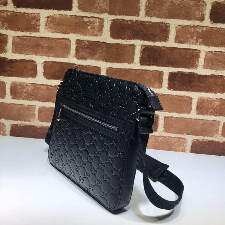 14740-3 Gucci Signature Messenger