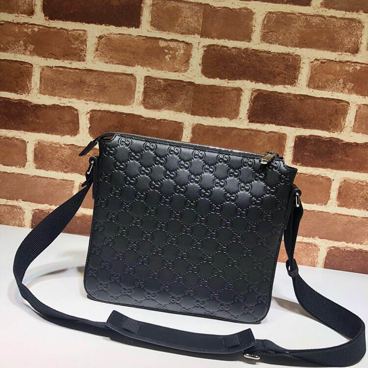 14740-4 Gucci Signature Messenger