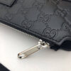 14740-6 Gucci Signature Messenger