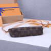 14762-5 LV Pochette Accessoires