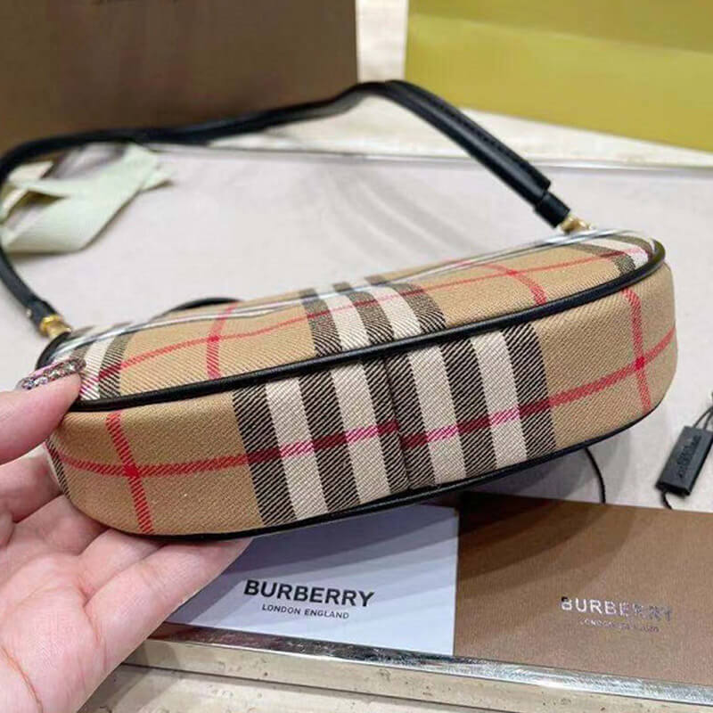 14832-6 Olympia Pouch checked shoulder bag