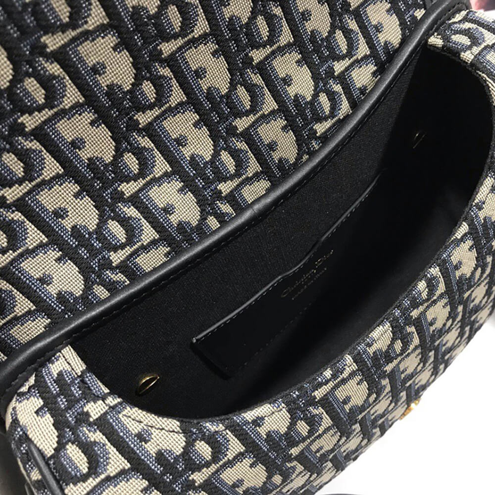 15126-8 MEDIUM DIOR BOBBY BAG