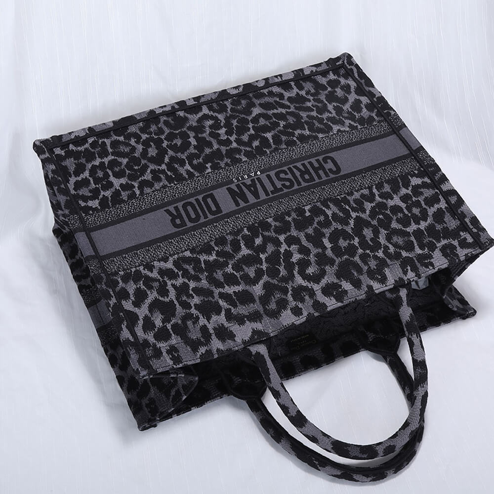 15146-6 LARGE DIOR BOOK TOTE