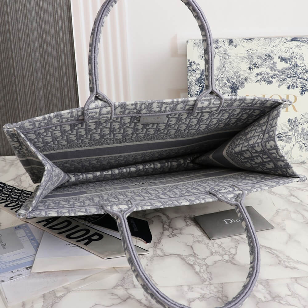 15148-8 LARGE DIOR BOOK TOTE