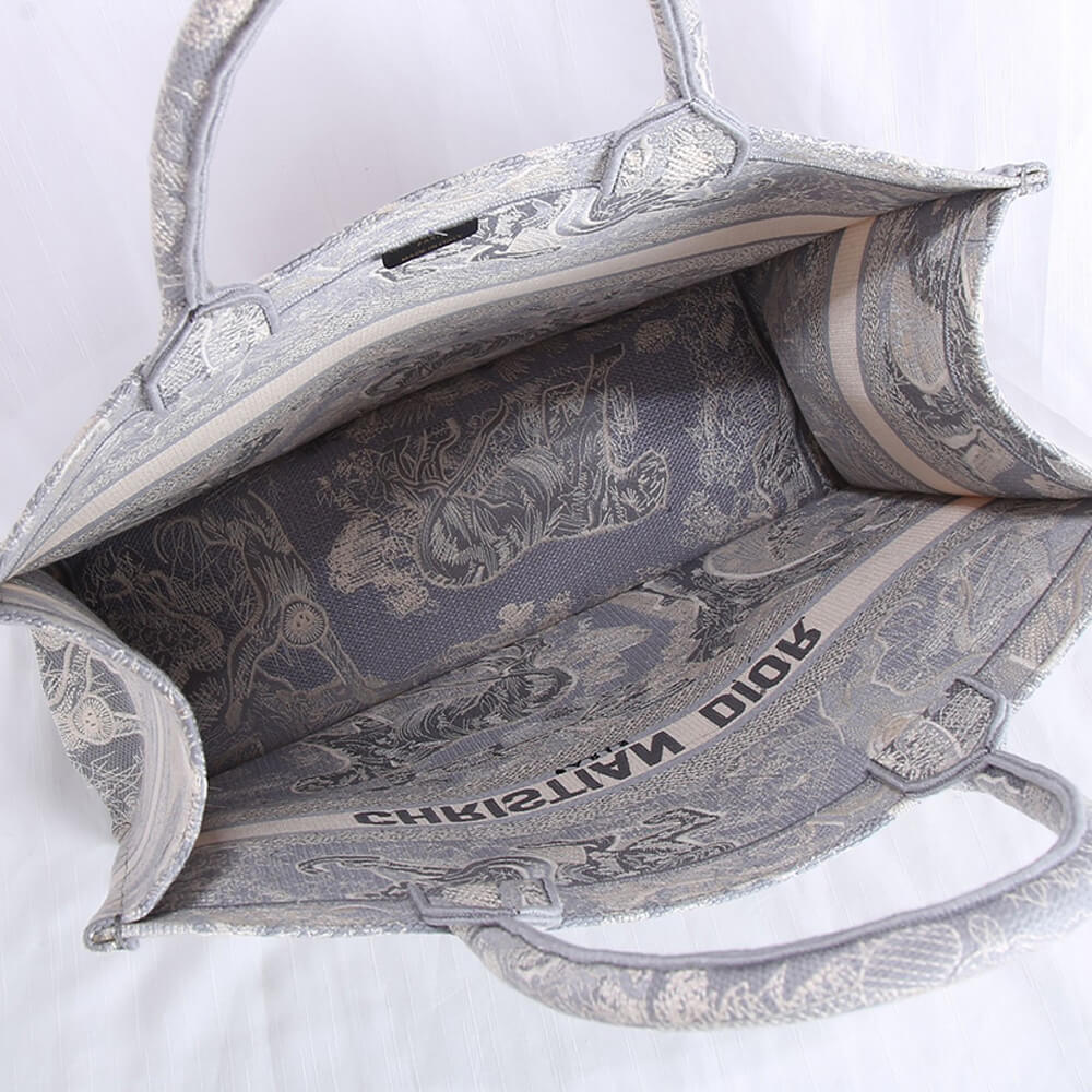 15150-8 LARGE DIOR BOOK TOTE