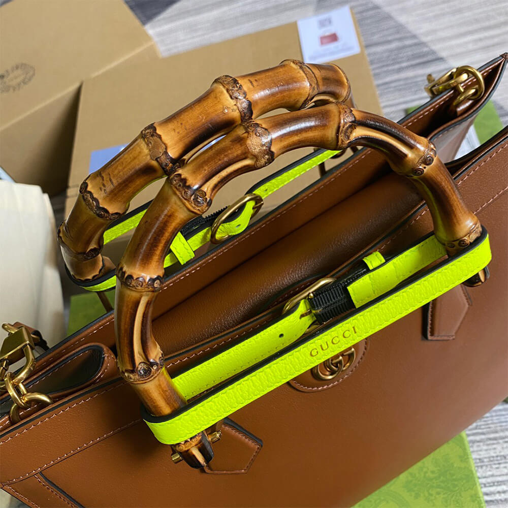 15186-6 Gucci Diana medium tote bag