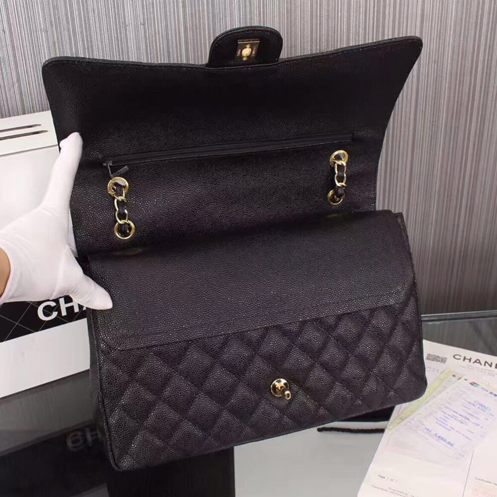 15279-7 CHANEL Classic Maxi Handbag