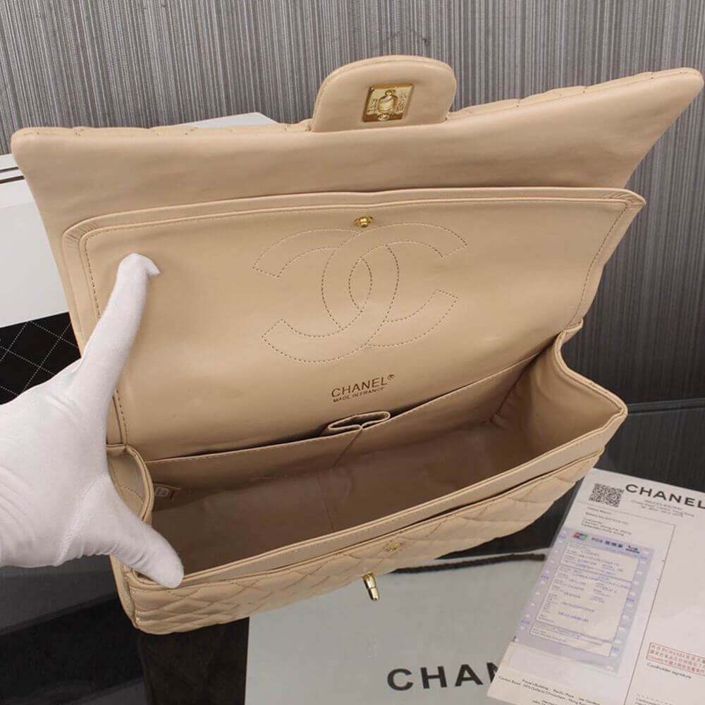 15307-8 CHANEL Classic Maxi Handbag