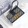 15350-2 30 MONTAIGNE CHAIN BAG
