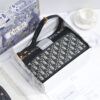 15350-3 30 MONTAIGNE CHAIN BAG