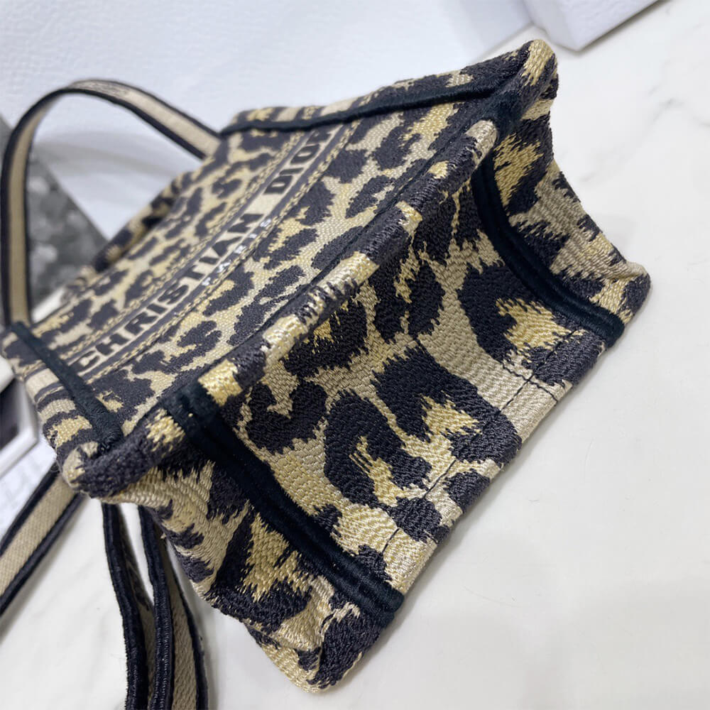 MINI DIOR BOOK TOTE PHONE BAG