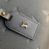 LV CARRYALL MM – EXCLUSIVELY ONLINE