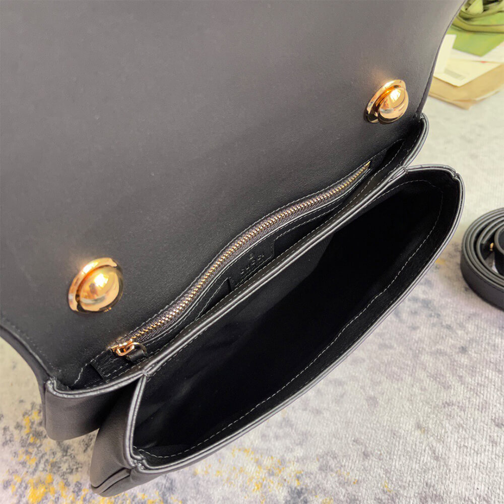 15460-8 Gucci Blondie medium shoulder bag