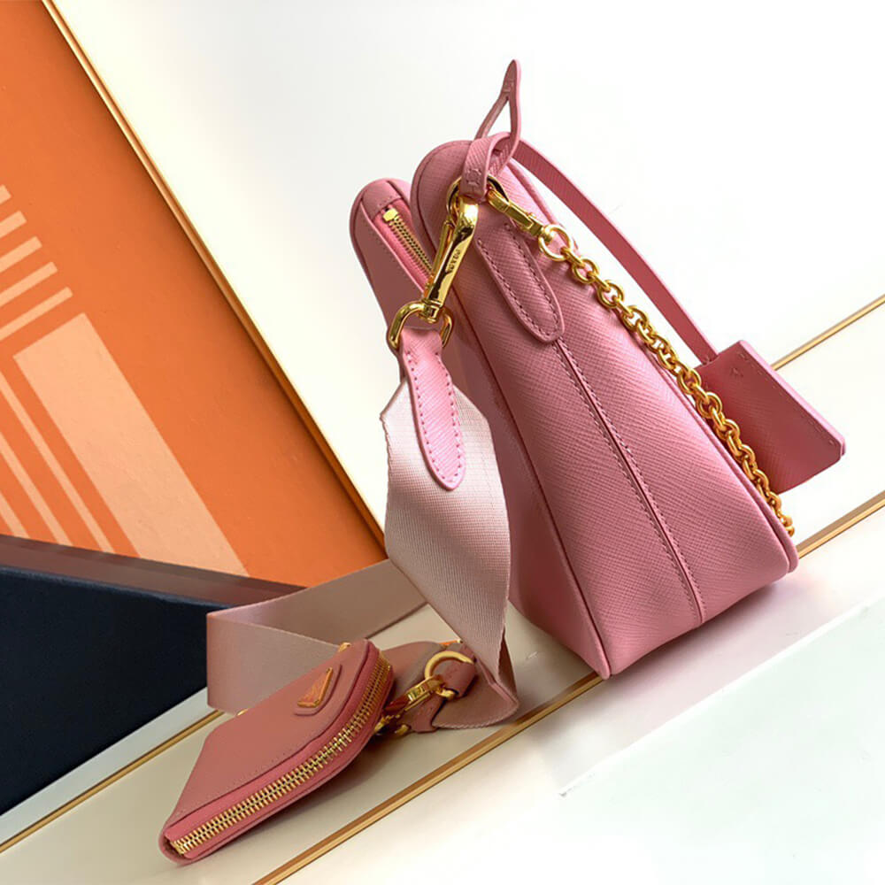 Prada Re-Edition 2005 Saffiano leather bag