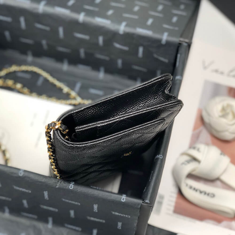 CHANEL WALLET ON CHAIN