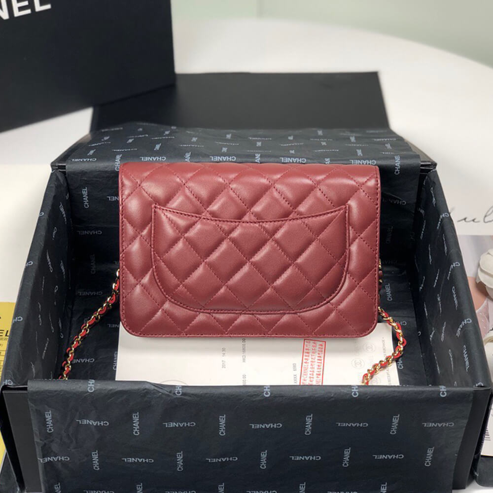 15612-4 CHANEL WALLET ON CHAIN
