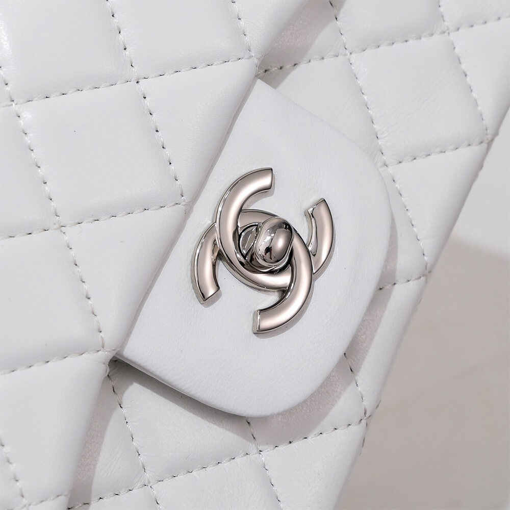 Chanel MINI FLAP BAG