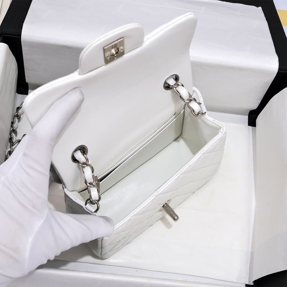 Chanel MINI FLAP BAG