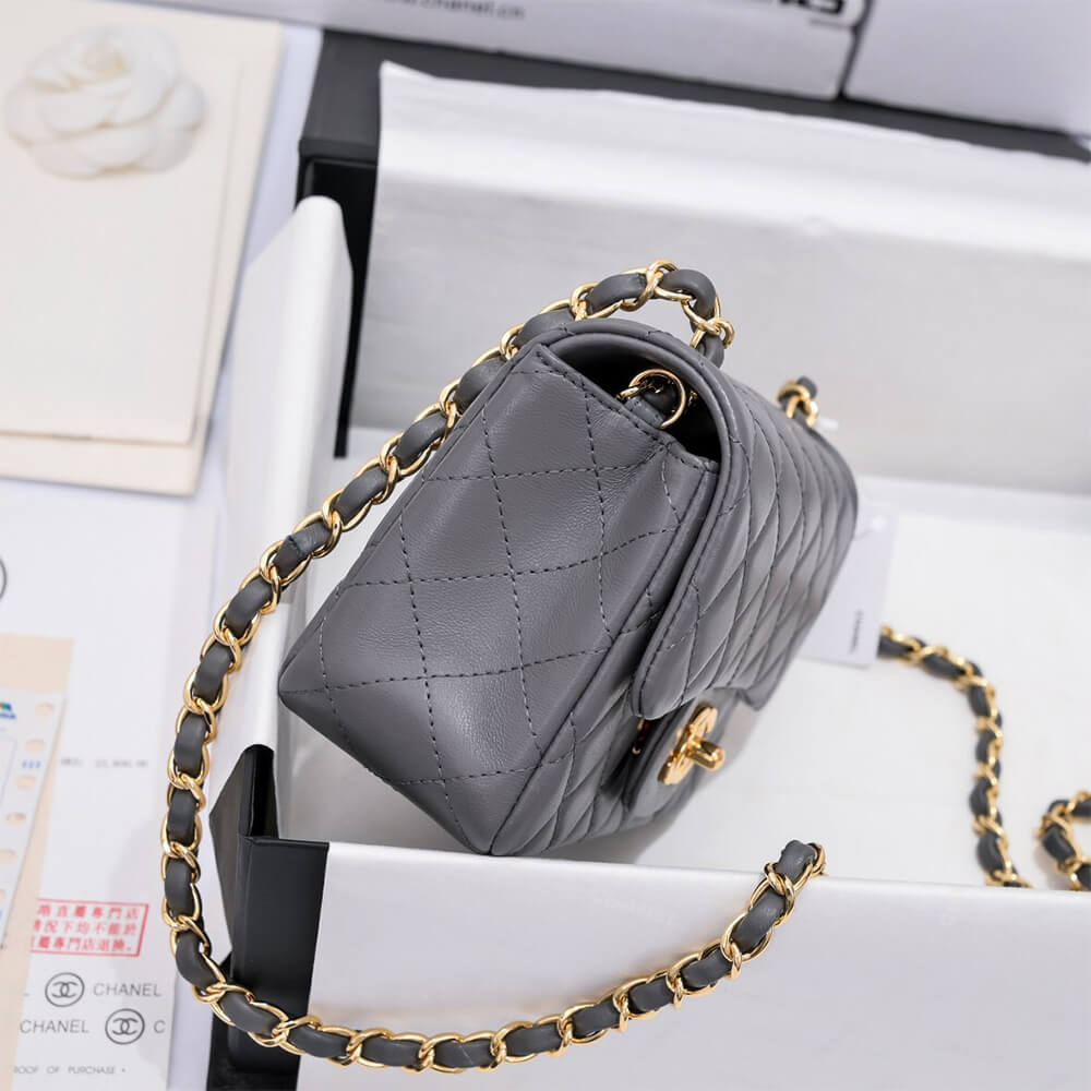 15627-3 Chanel MINI FLAP BAG