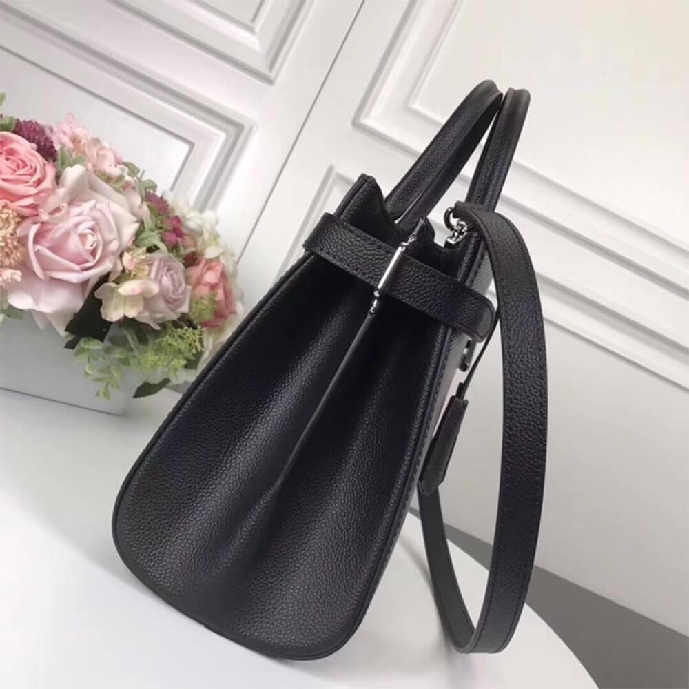 15650-4 LV Twist Tote