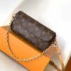 15718-2 LV Wallet on Chain Ivy