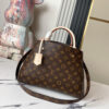 Louis Vuitton Montaigne MM
