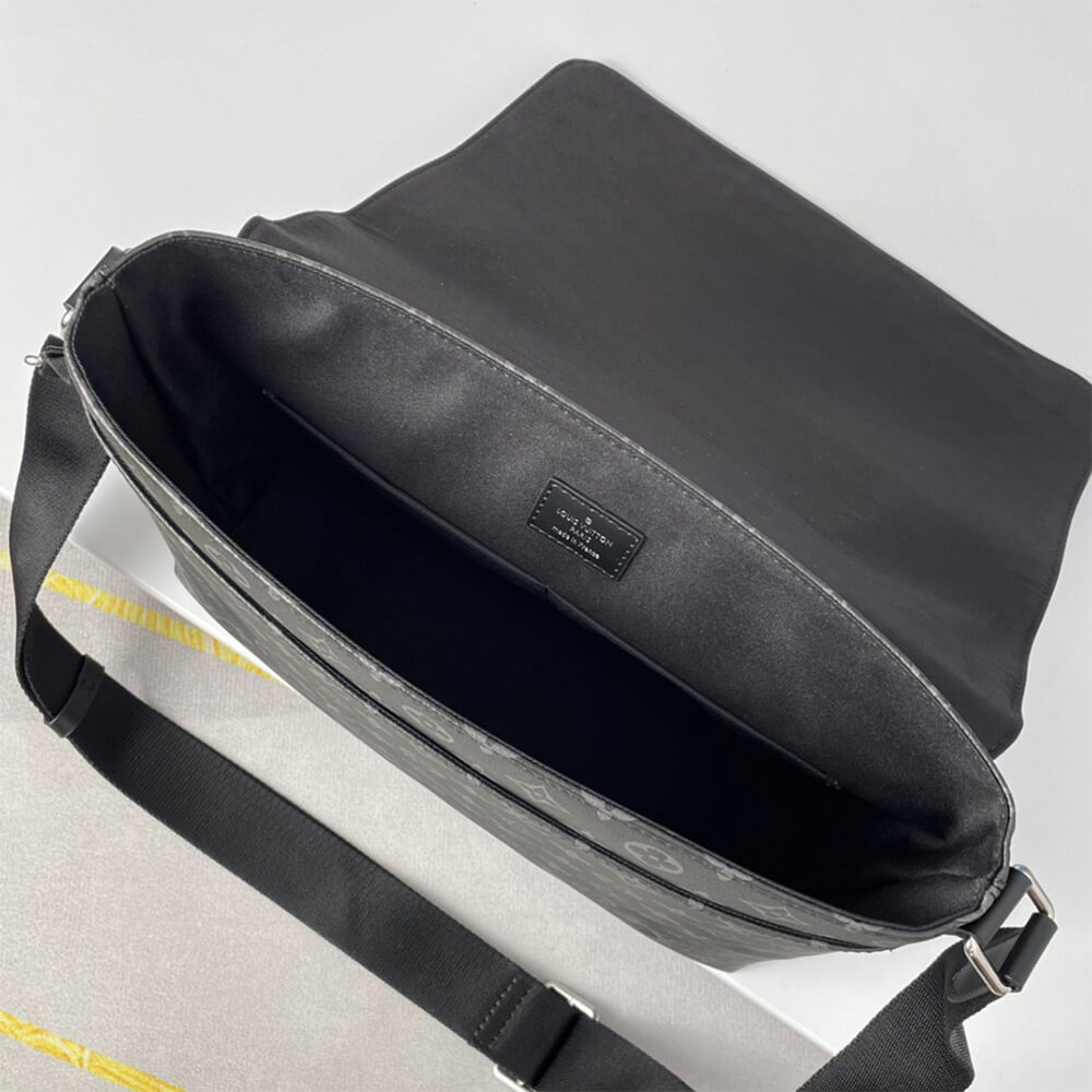 15758-8 LV District MM