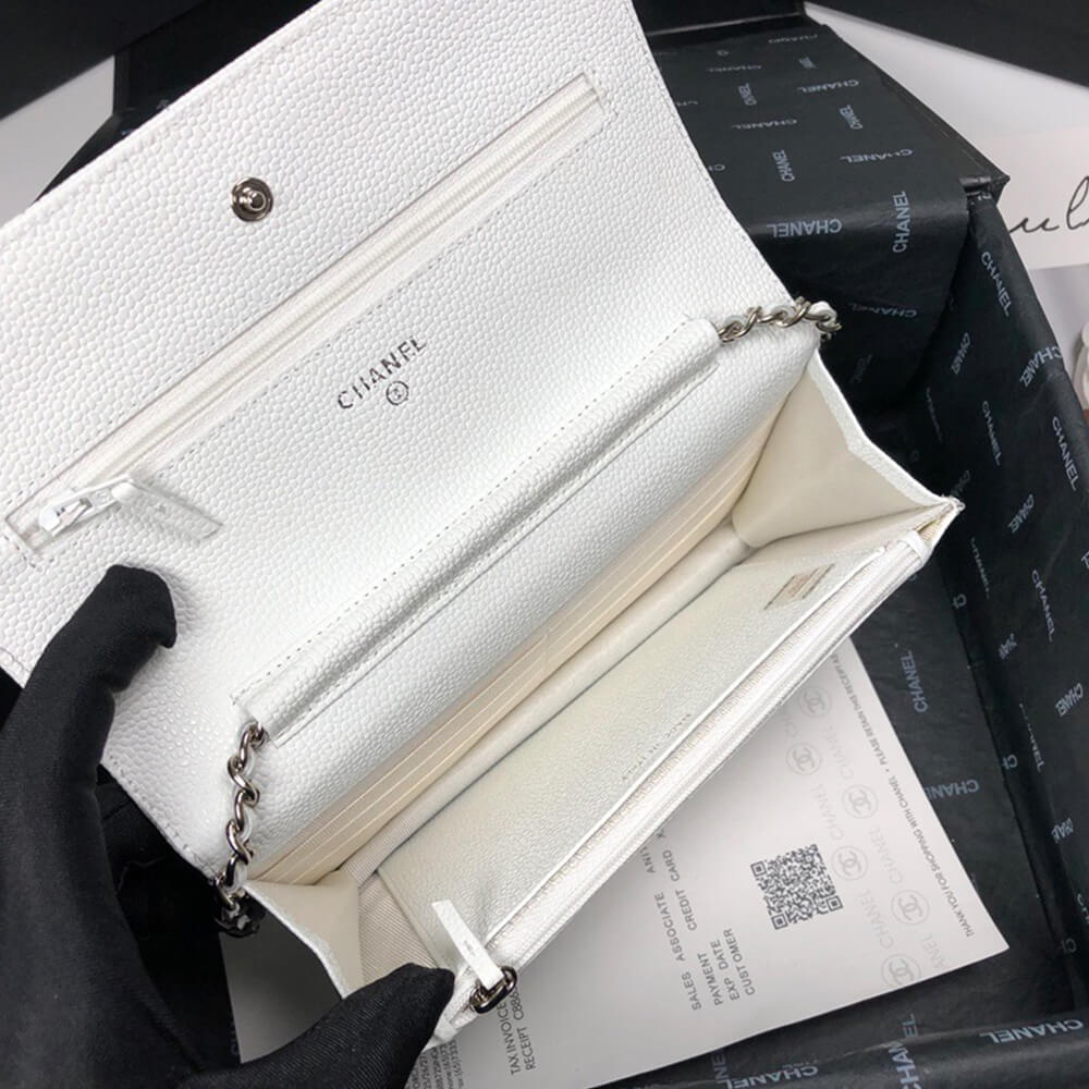 15771-8 CHANEL Wallet On Chain