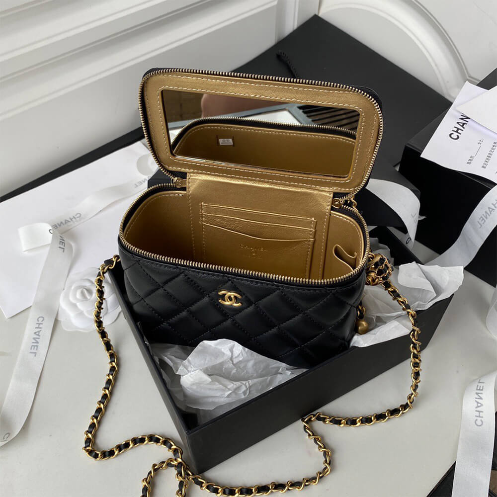 Chanel VANITY WITH CHAIN