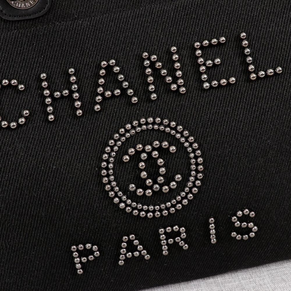 CHANEL MEDIUM DEAUVILLE TOTE