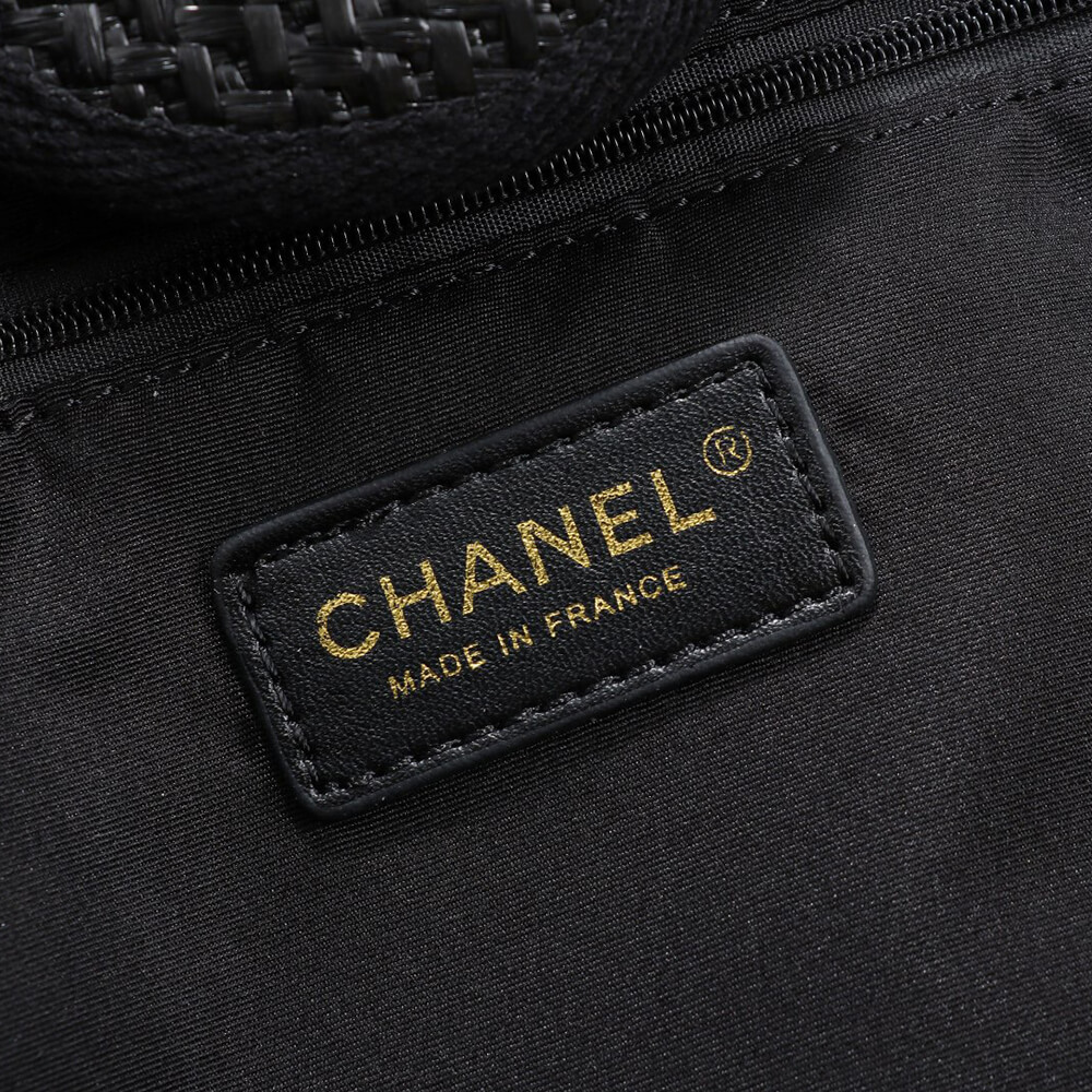 CHANEL MEDIUM DEAUVILLE TOTE