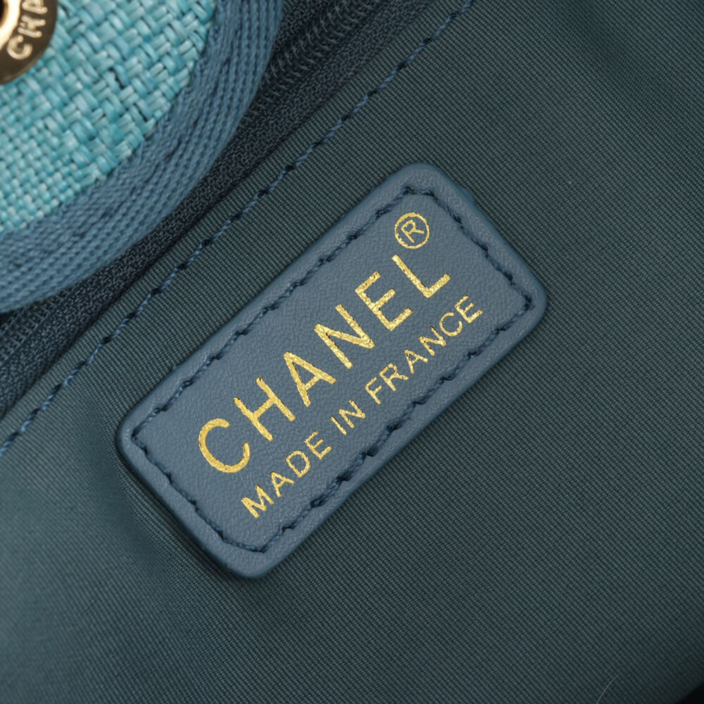 15815-7 CHANEL Woven Straw Raffia Striped Medium Deauville Tote