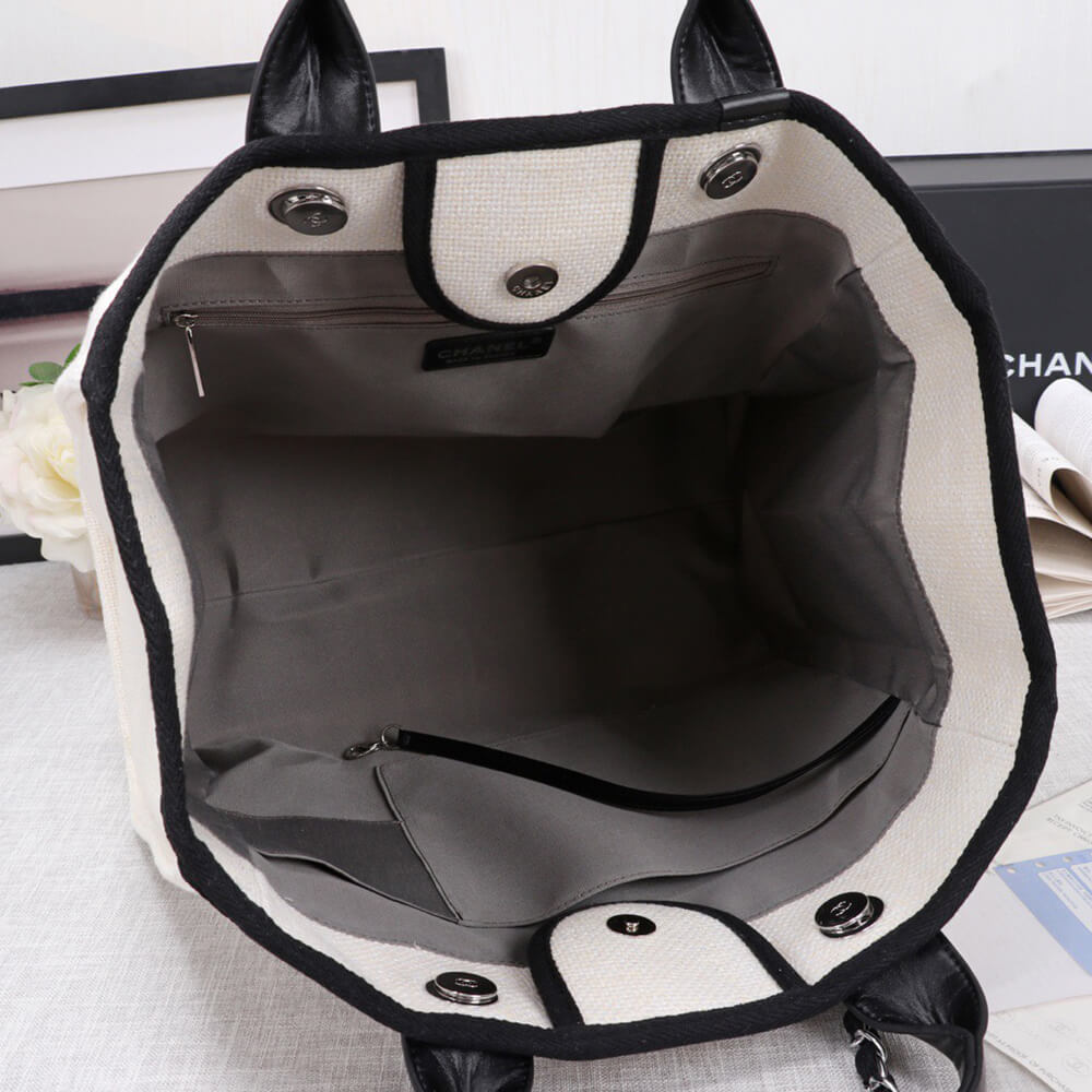 15816-8 CHANEL Woven Straw Raffia Striped Medium Deauville Tote