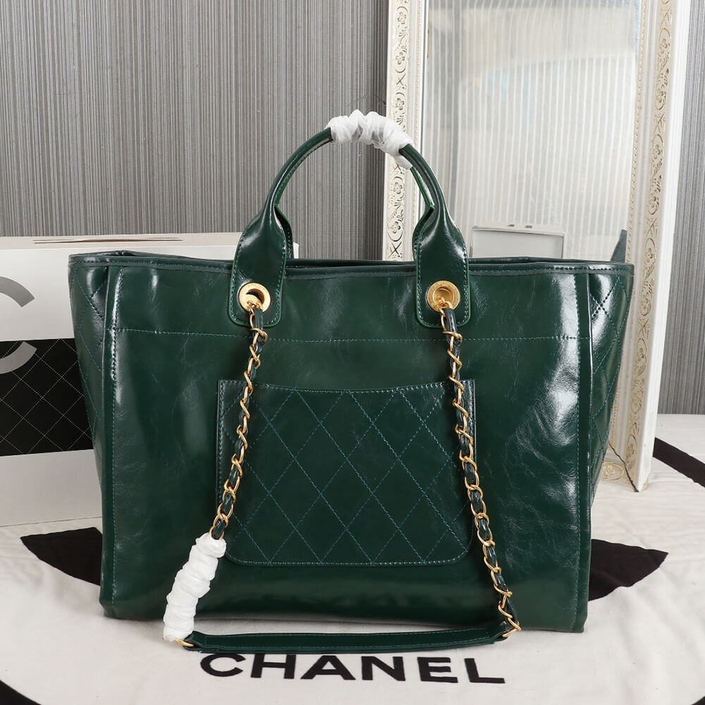 CHANEL LARGE DEAUVILLE TOTE