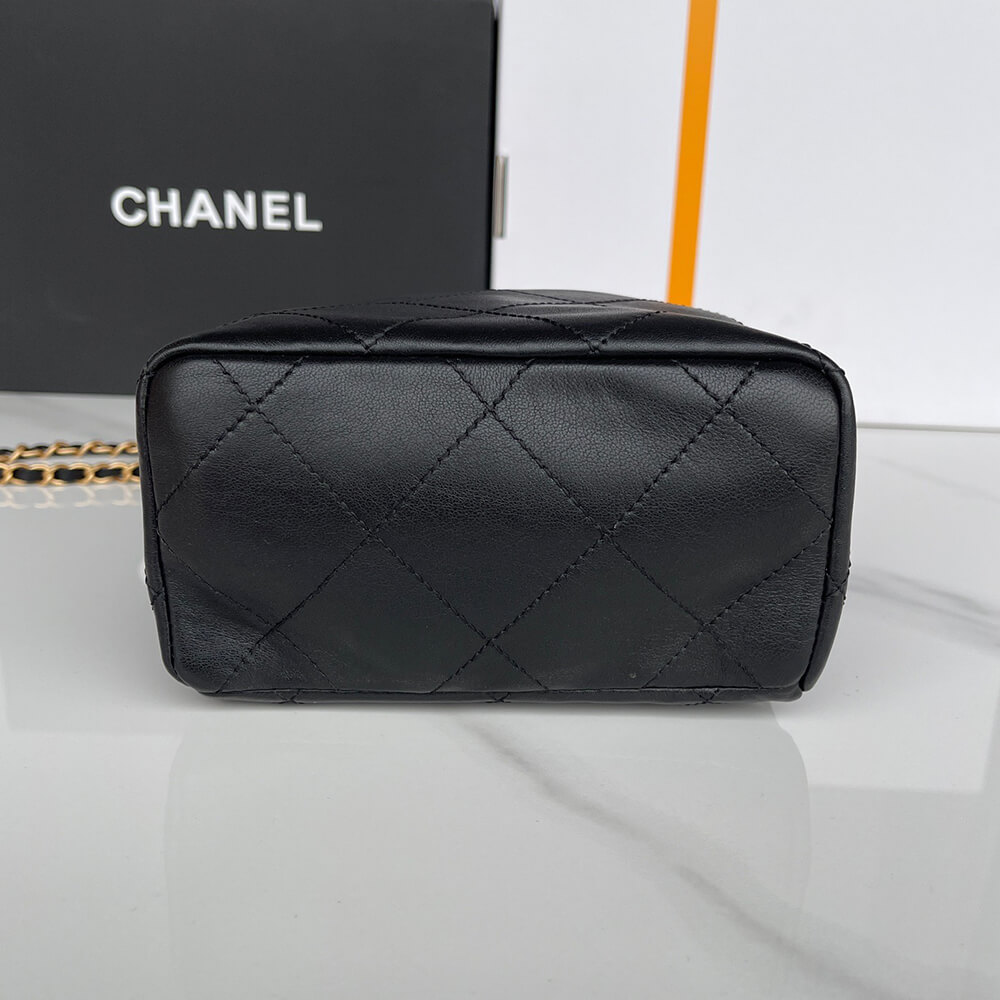 CHANEL SMALL BUCKET BAG