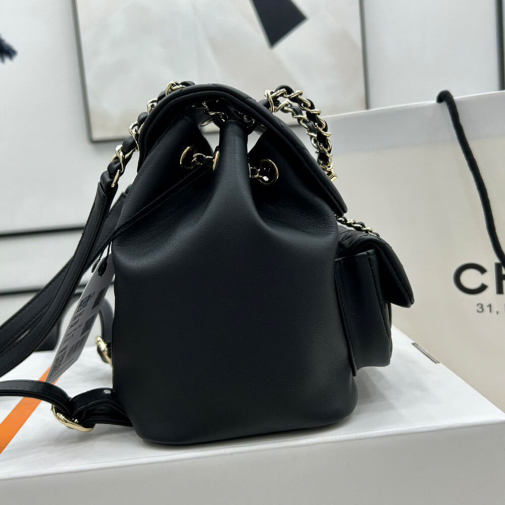 CHANEL 22A mini Duma Backpack