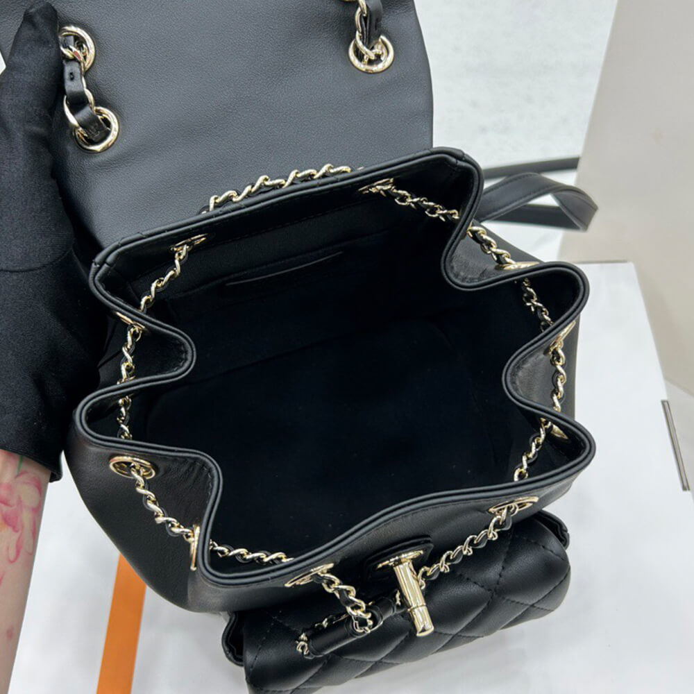 CHANEL 22A mini Duma Backpack
