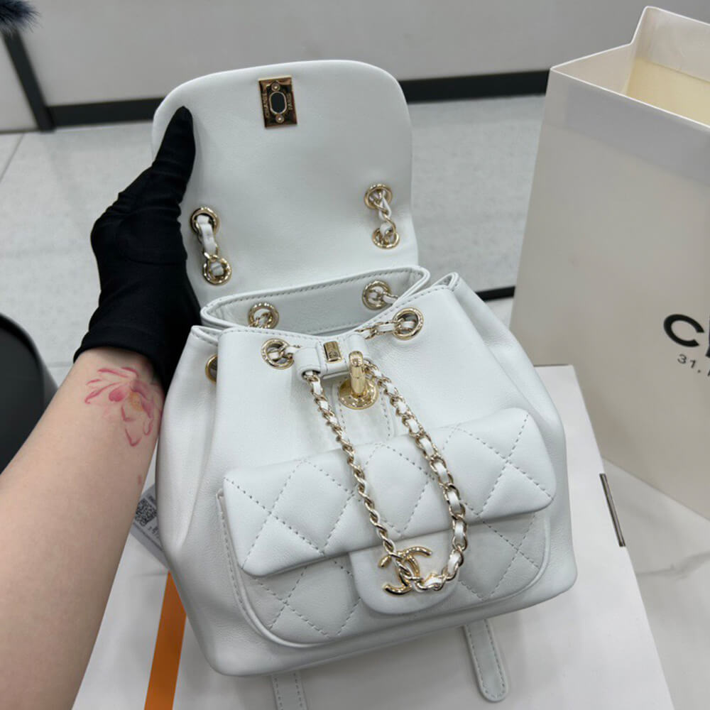 CHANEL 22A mini Duma Backpack
