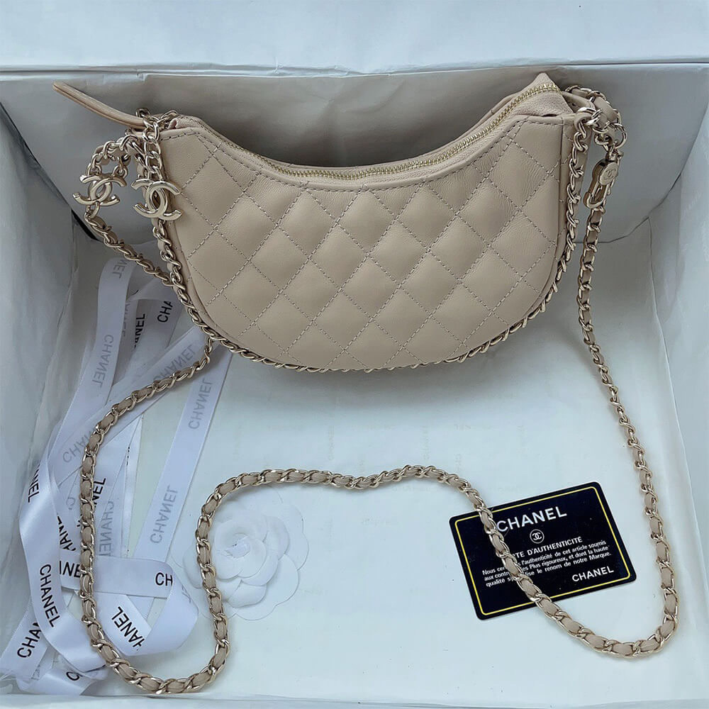 CHANEL SMALL HOBO BAG