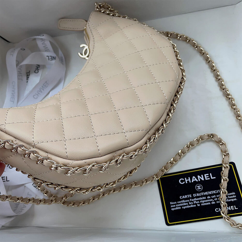 CHANEL SMALL HOBO BAG