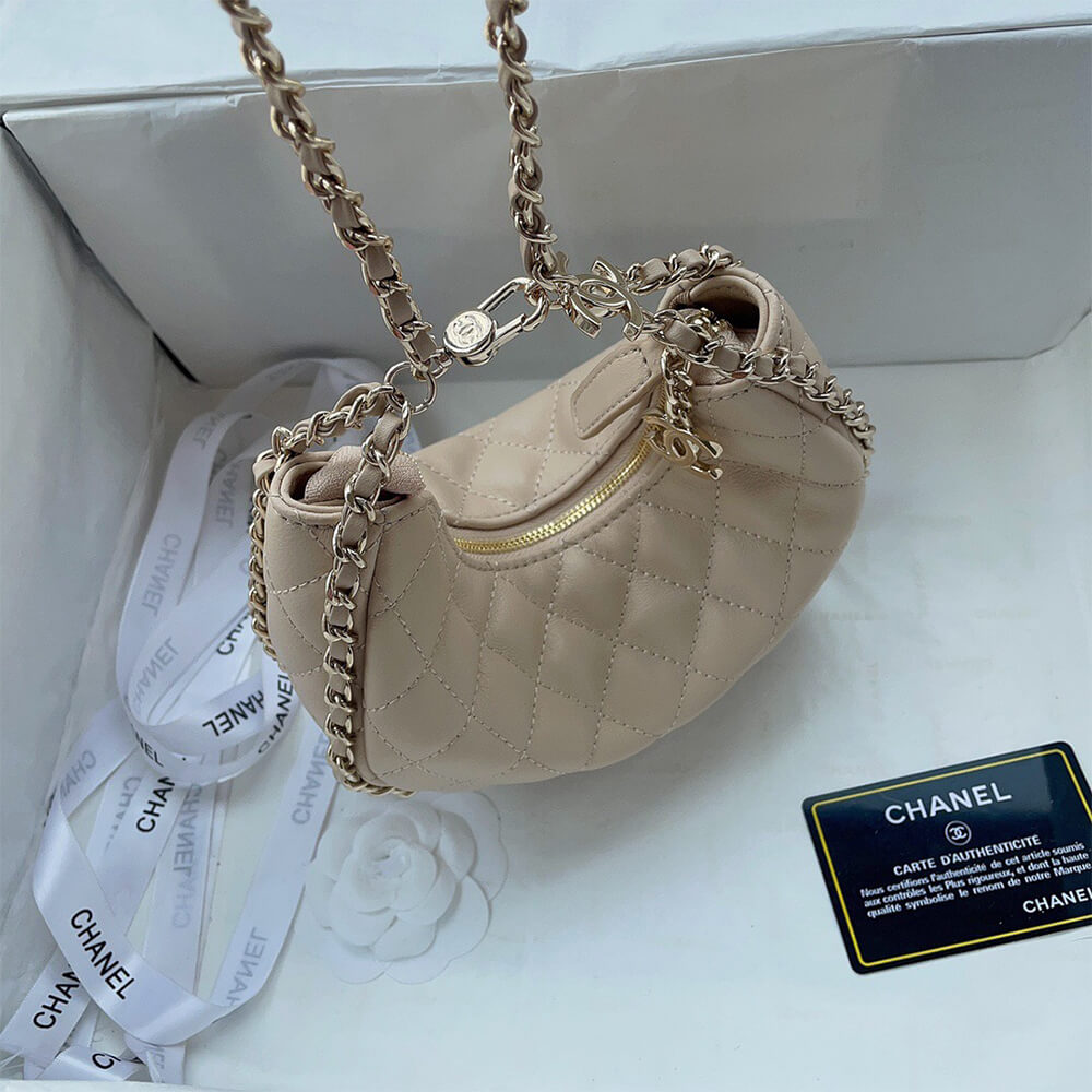 CHANEL SMALL HOBO BAG