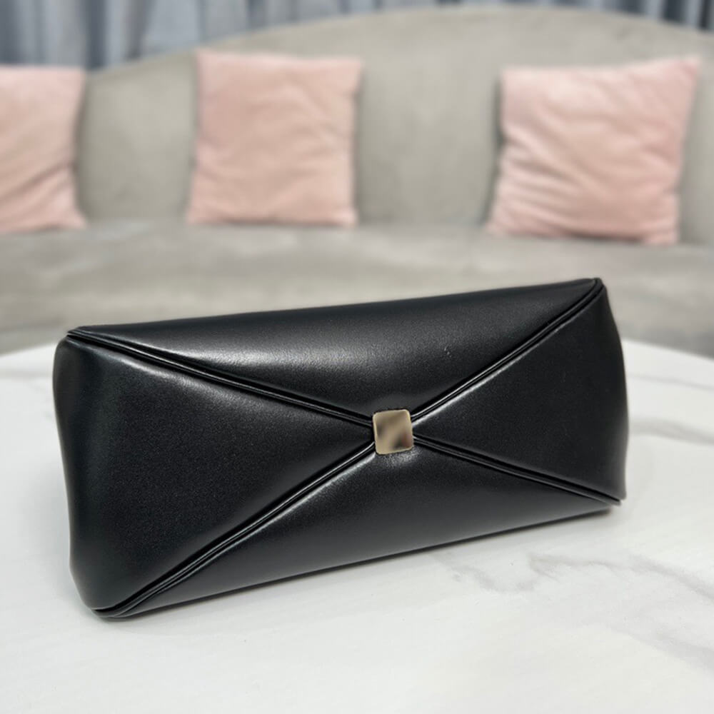 15932-6 MEDIUM DIOR KEY BAG