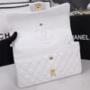 CHANEL Classic Flap Medium