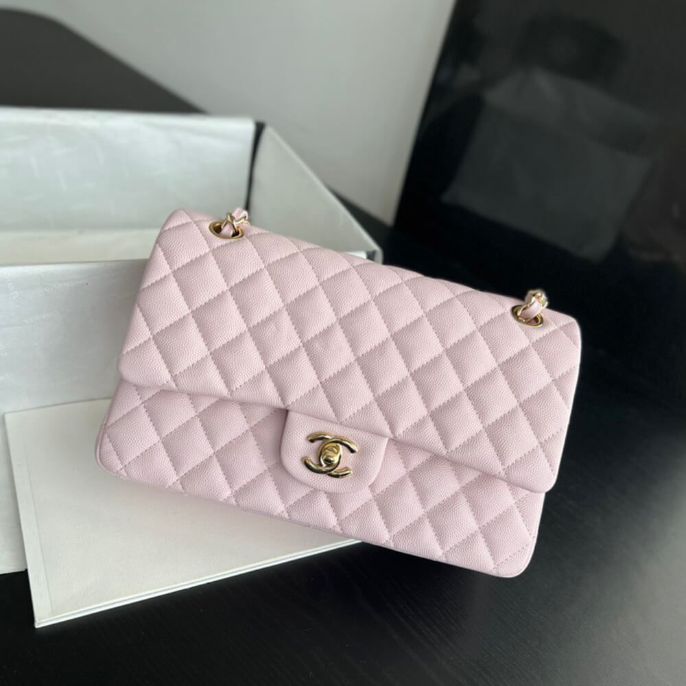 CHANEL Classic Flap Medium