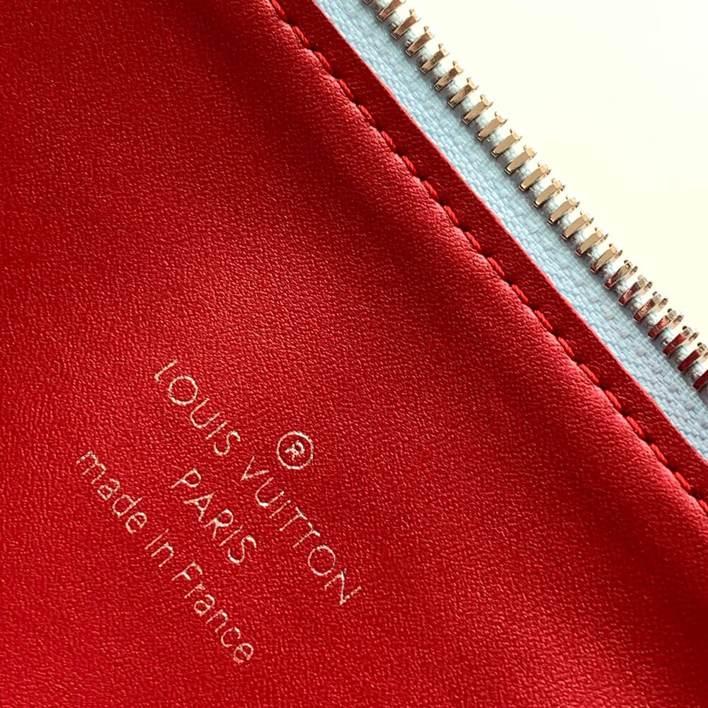 15960-7 LV Coussin PM