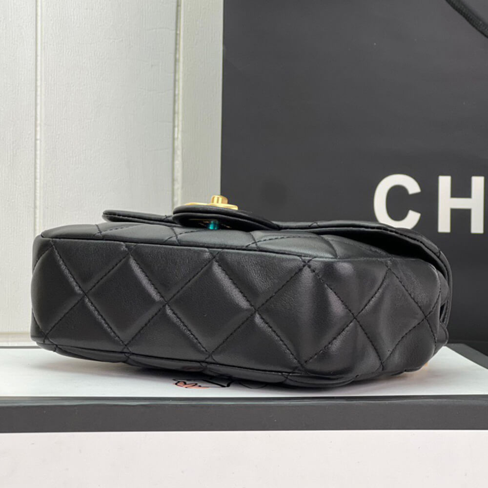 Chanel SMALL FLAP BAG