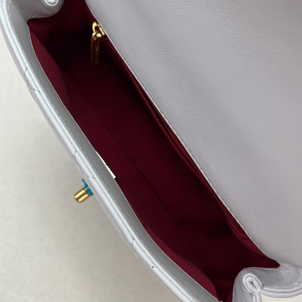 Chanel SMALL FLAP BAG